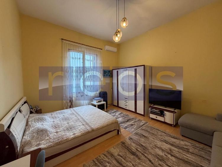 Apartament cu 5 camere, mobilat în Calea Victoriei