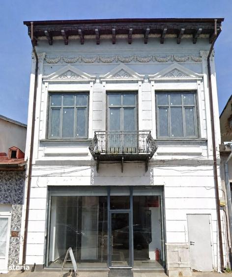 Spațiu comercial, de 350 mp, în Central