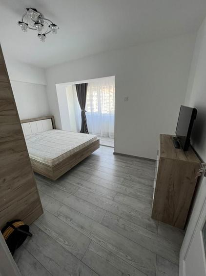 Apartament cu 3 camere decomandat în Ultracentral