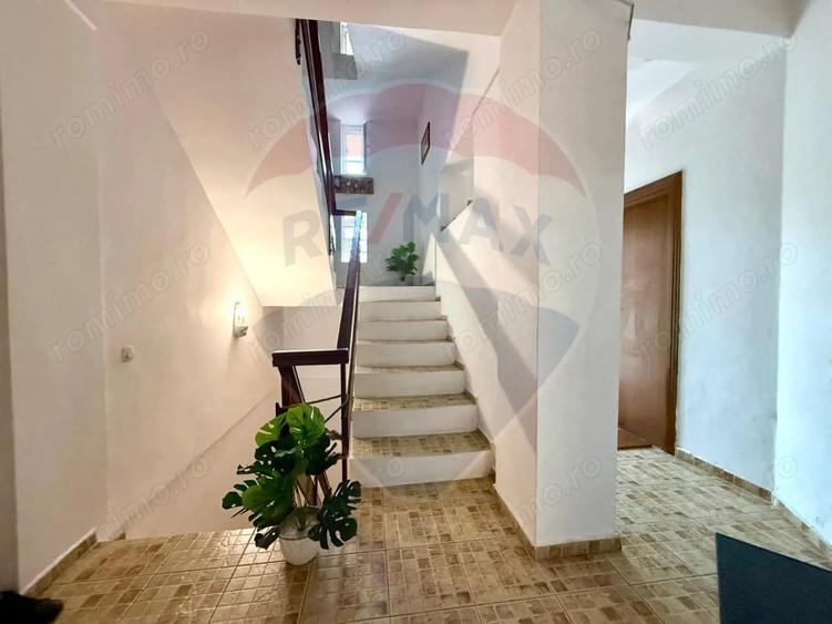 Casă cu Teren 225 Mp în Agigea