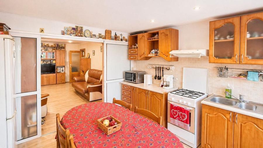 Apartament cu 3 camere decomandat în Gară