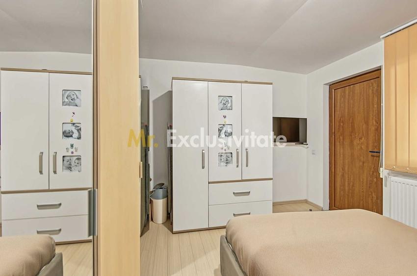 Apartament cu 3 camere decomandat, mobilat în Central