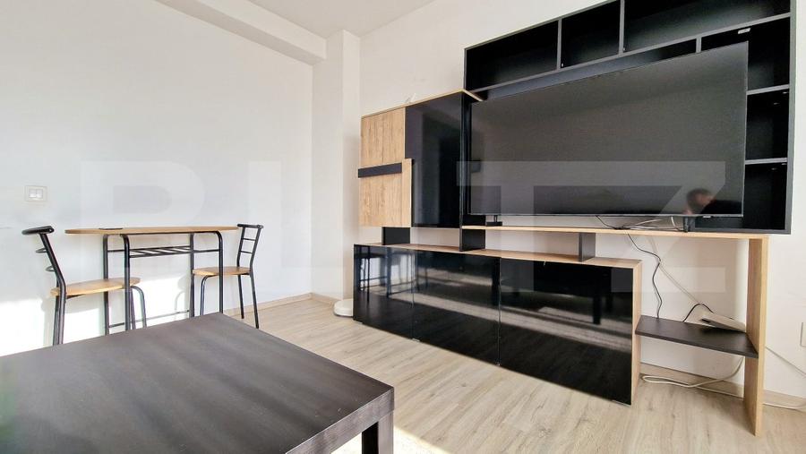 Apartament cu 2 camere semidecomandat, mobilat în Florești