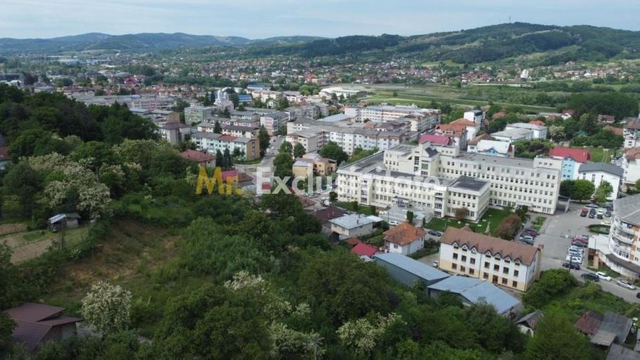 Teren de 3049 mp, în Central