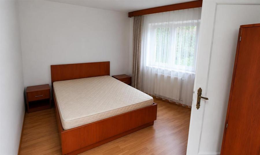 Apartament cu 2 camere nedecomandat în Astra