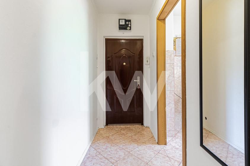 Apartament cu 2 camere semidecomandat, mobilat în Noua