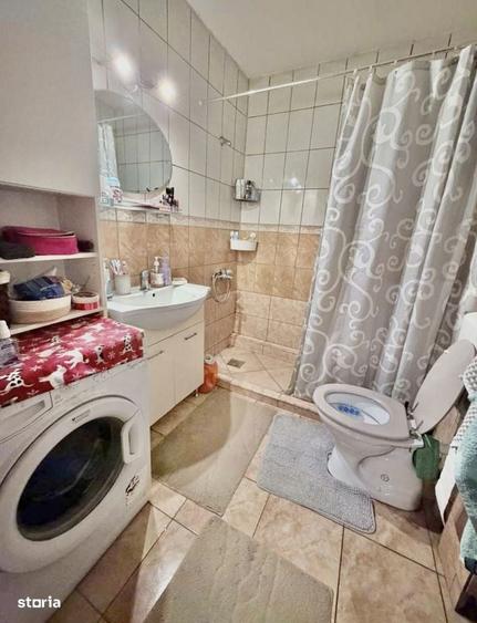 Casă cu 4 camere decomandat cu Teren 550 Mp în Cornișa