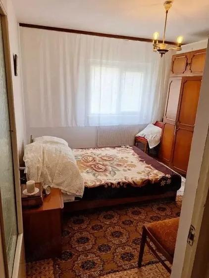 Apartament cu 2 camere decomandat în Radu Negru
