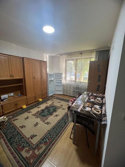 Garsonieră decomandată în Exercițiu