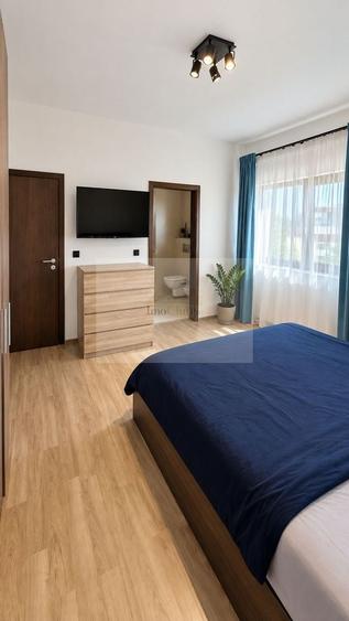 Apartament cu 3 camere semidecomandat, mobilat în Zorilor