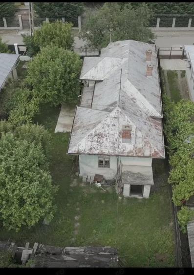 Casă cu 3 camere în Răzvad