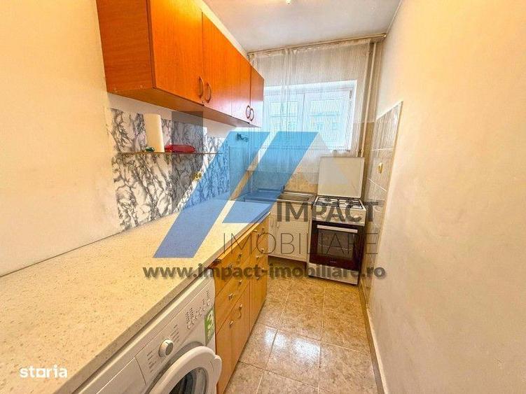 Apartament cu 2 camere semidecomandat în Calea București