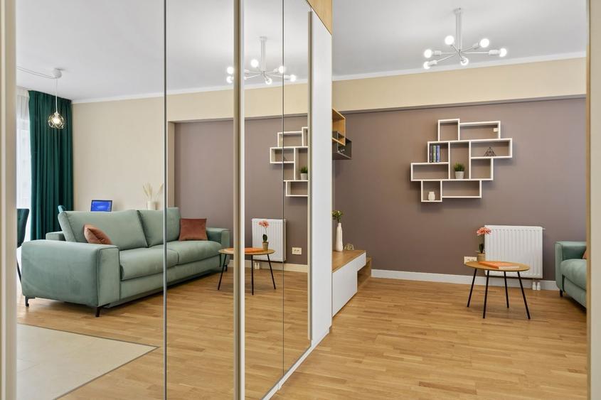 Apartament cu 2 camere decomandat în Jiului
