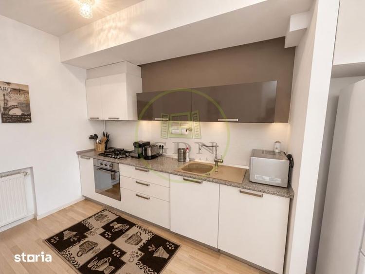 Apartament cu 2 camere semidecomandat, mobilat în Nord