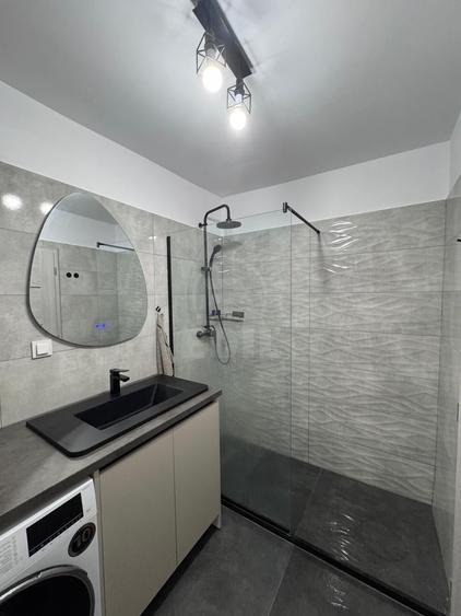 Apartament cu 2 camere decomandat în Florești