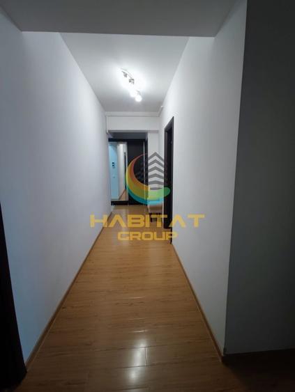 Apartament cu 3 camere decomandat, mobilat în Nord-Vest