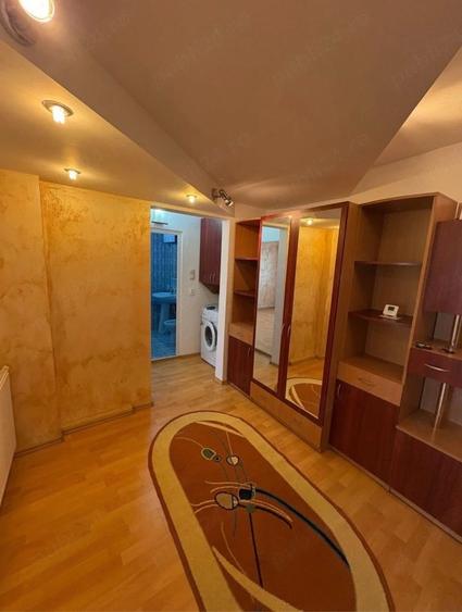 Apartament cu 2 camere decomandat în Steaua