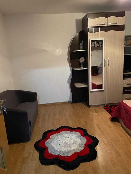 Garsonieră decomandată în Exterior Vest