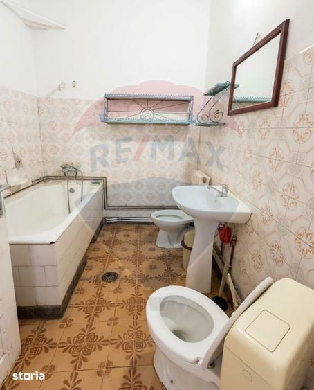 Casă cu 3 camere cu Teren 314 Mp în Central