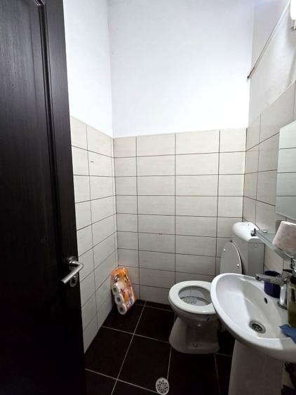 Spațiu comercial, de 80 mp, în Mărăști
