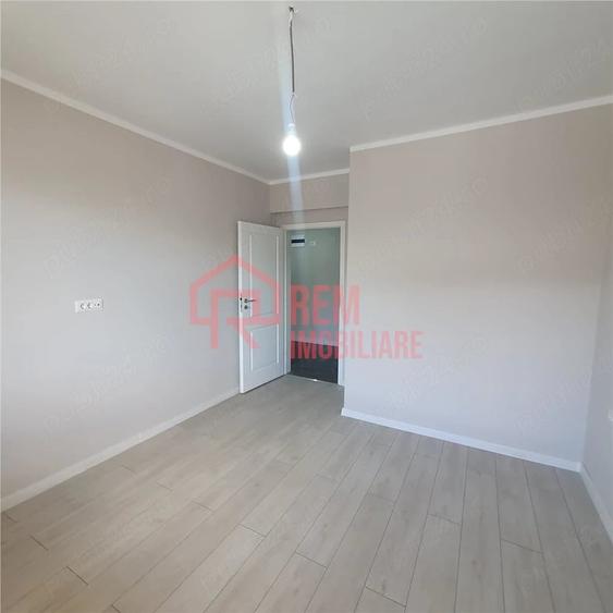 Apartament cu 2 camere decomandat în Fundeni
