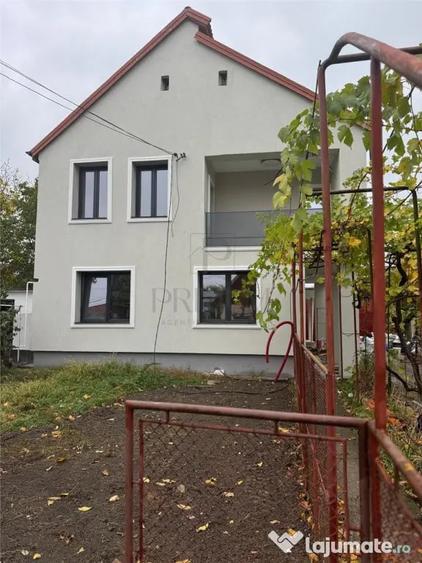 Casă cu 5 camere cu Teren 750 Mp în Ciarda Roșie