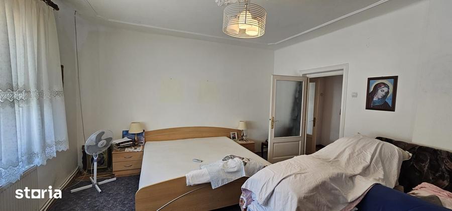 Vand casa individuala situata in cartierul Lazaret,640m teren,140mcasa - 7
