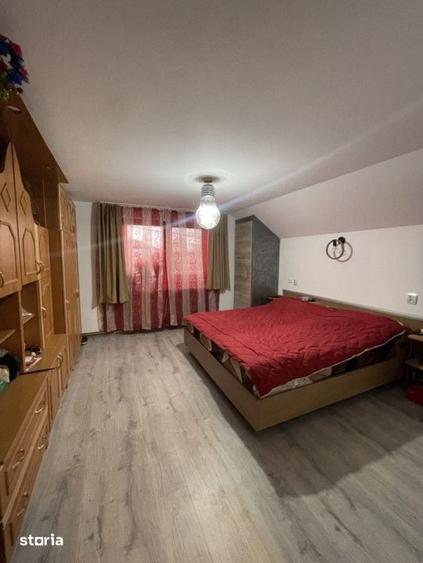 Casă cu 5 camere cu Teren 499 Mp în Bulgaria