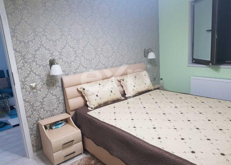 Apartament cu 3 camere semidecomandat în Florești