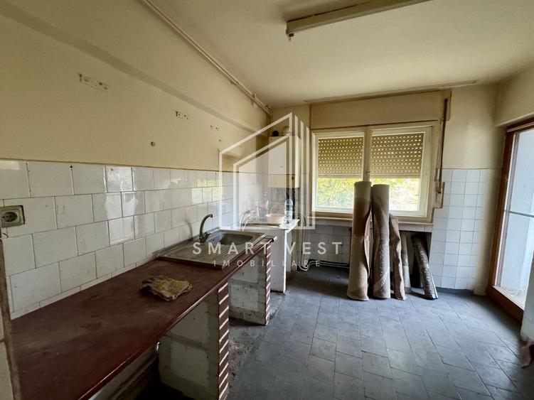 Apartament cu 2 camere semidecomandat în Micro 16
