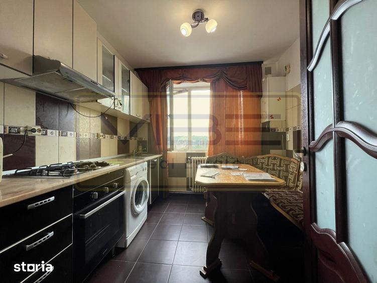 Apartament cu 3 camere decomandat, mobilat în Gară