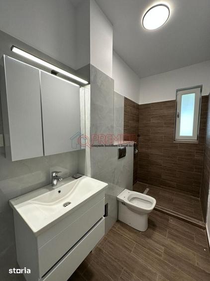 Casă cu 4 camere cu Teren 324 Mp în Vidra