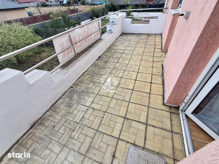 Casă cu 5 camere cu Teren 731 Mp în Lețcani