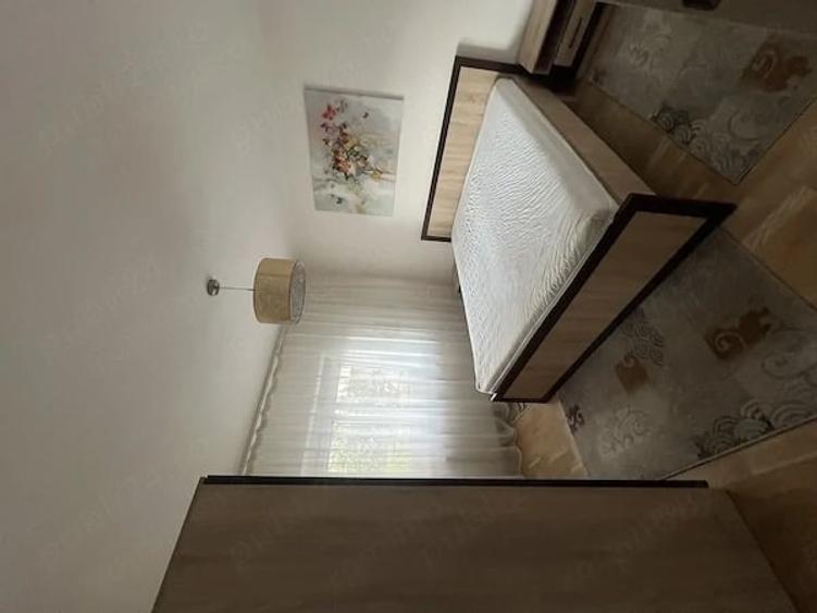 Vand apartament cu 3 camere renovat - 3