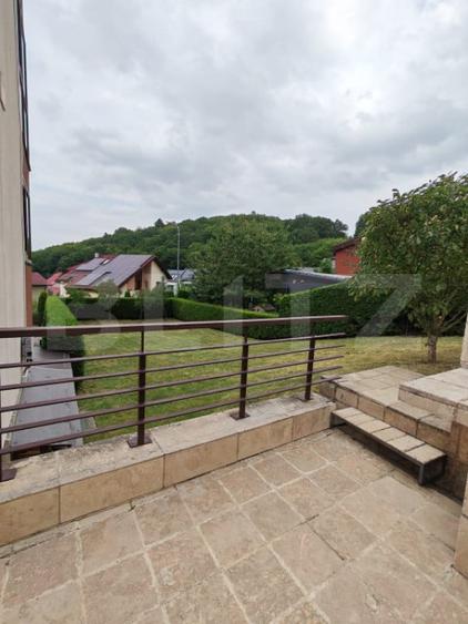Casă cu 5 camere cu Teren 1000 Mp în Central