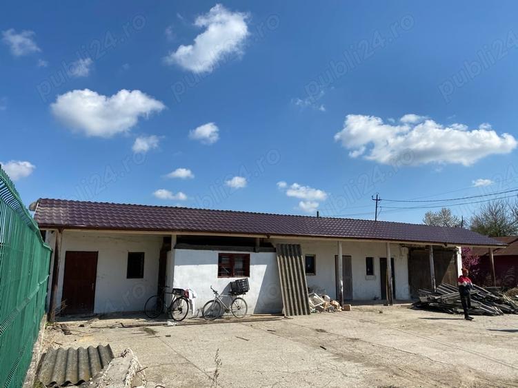 Spațiu comercial, de 450 mp, în Central