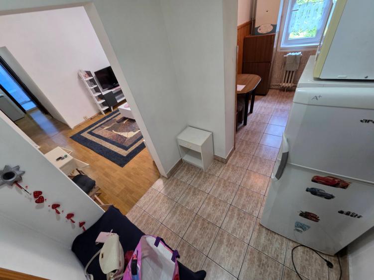 Apartament cu 4 camere semidecomandat în Mănăștur