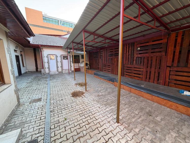 Spațiu comercial, de 170 mp, în Central