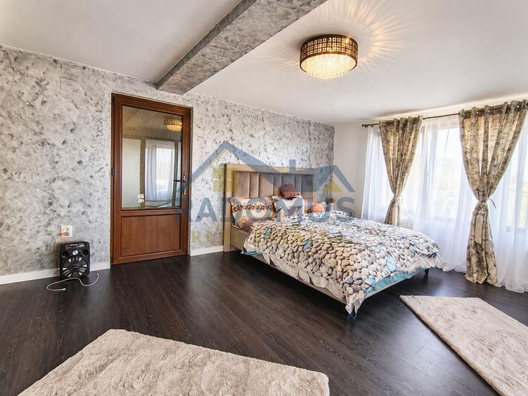 Casă individuală cu 5 camere cu Canalizare în Strejnicu