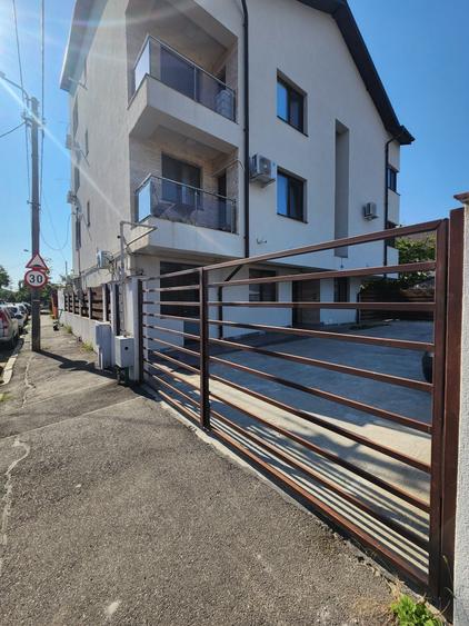 Spatiu comercial 6 min metrou Aparatorii Patriei , AC , TV , boiler , bloc 2024 - 7