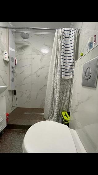 Apartament cu 3 camere decomandat, mobilat în Faleza Nord