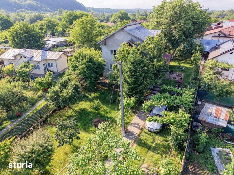 Casă cu 5 camere cu Teren 850 Mp în Gura Vitioarei