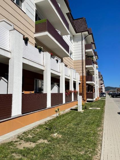 Apartament cu 2 camere semidecomandat în Sânpetru