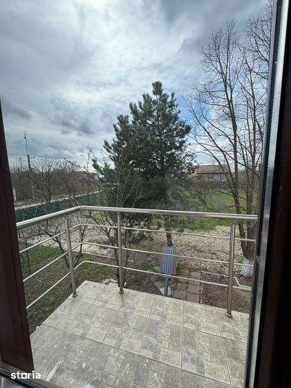 Casă cu 6 camere cu Teren 4044 Mp în Drăgoești