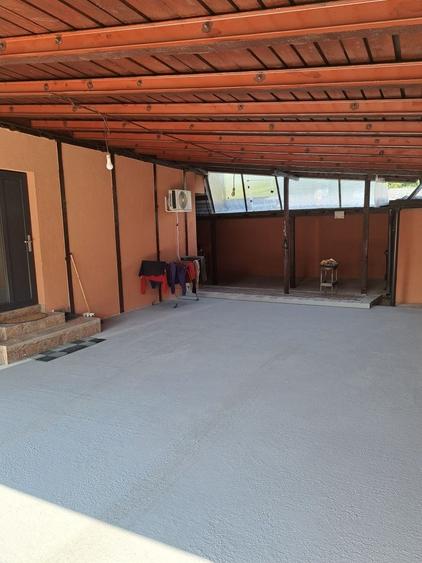Casă cu 4 camere cu Teren 303 Mp în Bascov