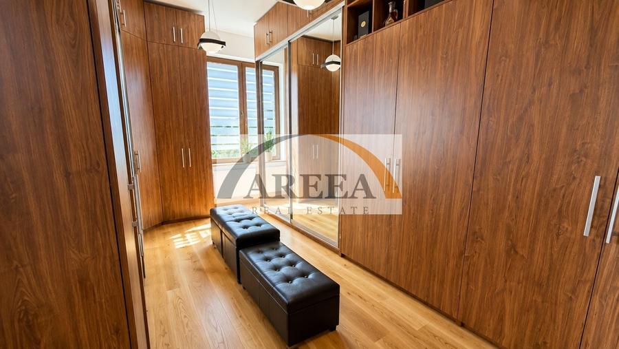 Casă individuală cu 6 camere cu Piscina în Pipera