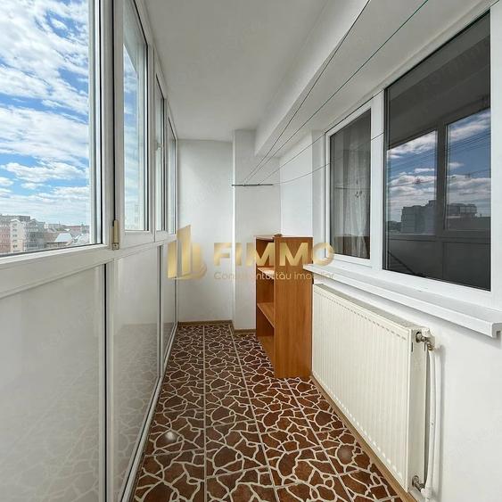 Apartament cu 3 camere decomandat în Poieni-Suceava