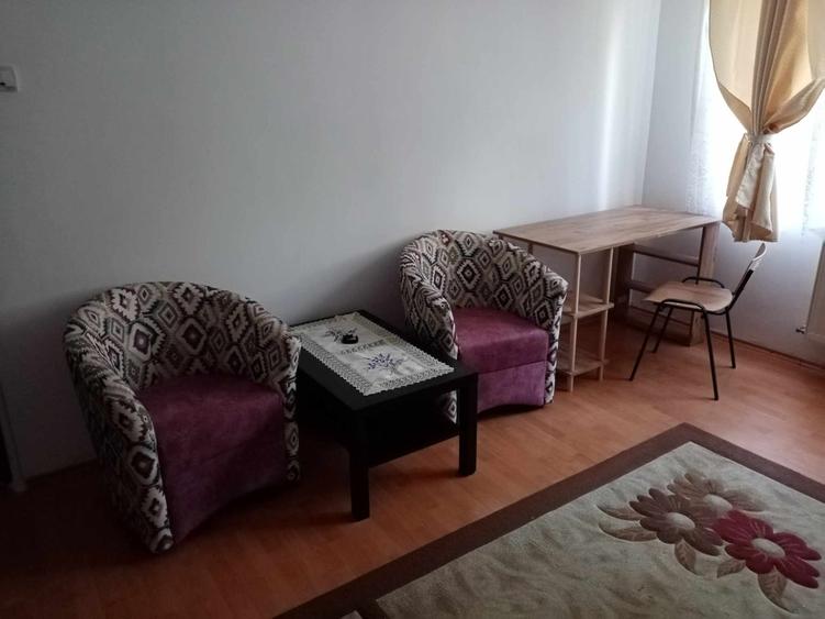 Garsonieră decomandată în Drumul Taberei
