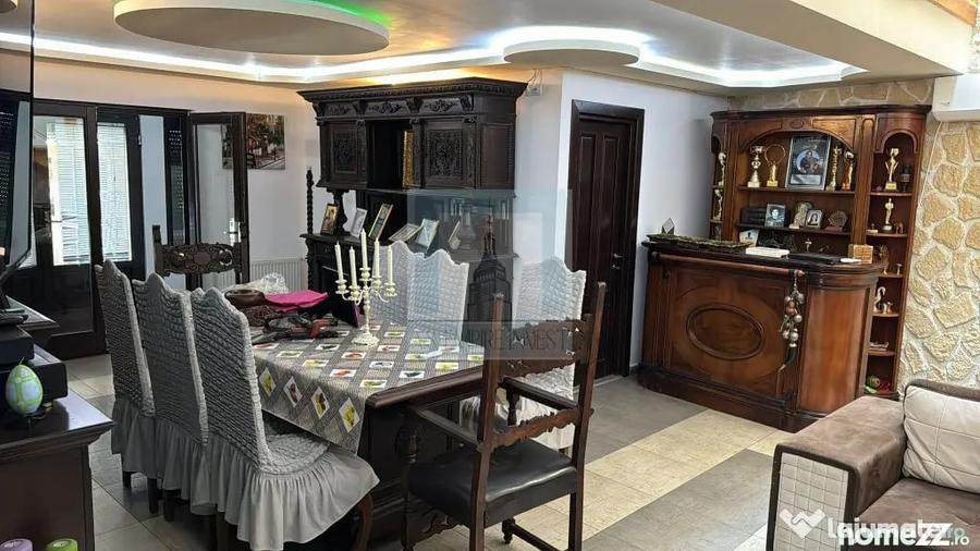 Casă cu 6 camere cu Teren 550 Mp în Crevedia