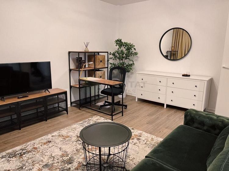 Apartament cu 2 camere, mobilat în Pipera